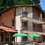 Guest house ивелия