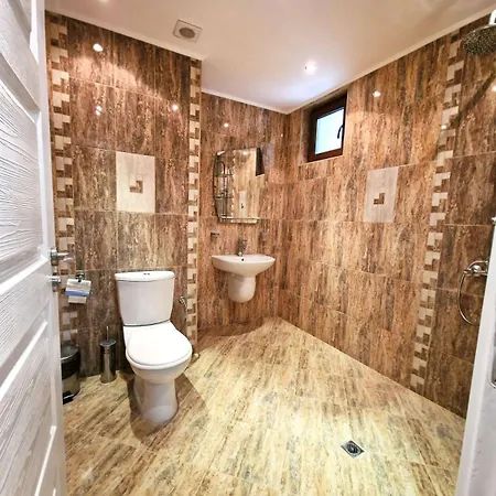 Guest house ивелия 3*