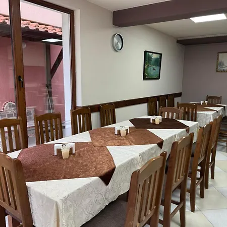 ивелия Pensionat