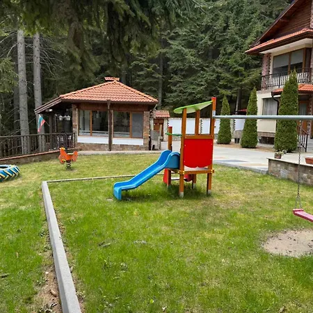 ивелия Pensionat Dospat